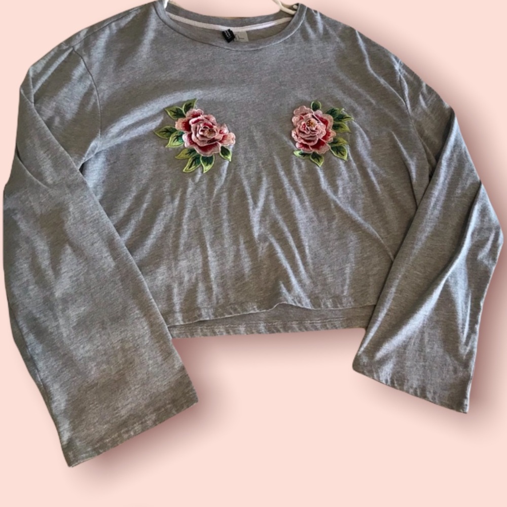 ☀️ H&M Divided Floral Crop Top ☀️